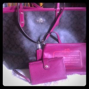 Already SOLD ON M Coach Tote Bag